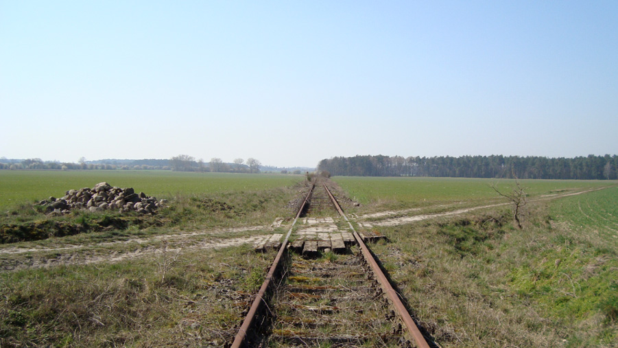Bahnügang westlicher Weg von Döllnitz nach Grützland